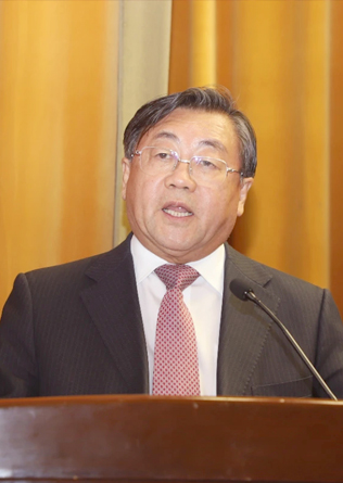 王岩.jpg